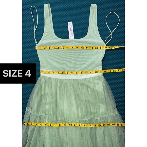 Alice + Olivia Chara Scoop Neck Green Tulle Midi Dress - Picture 10 of 16